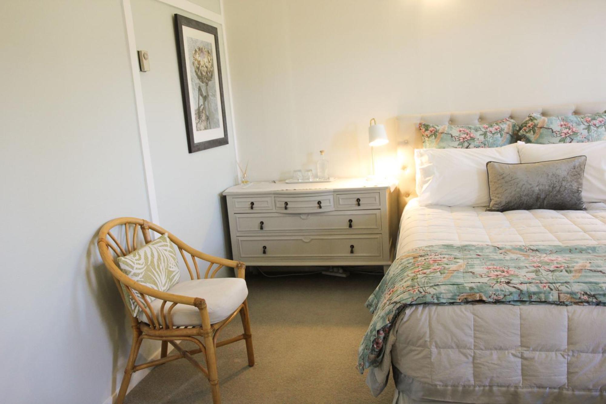 Magnolia House Bed & Breakfast Blenheim Bagian luar foto