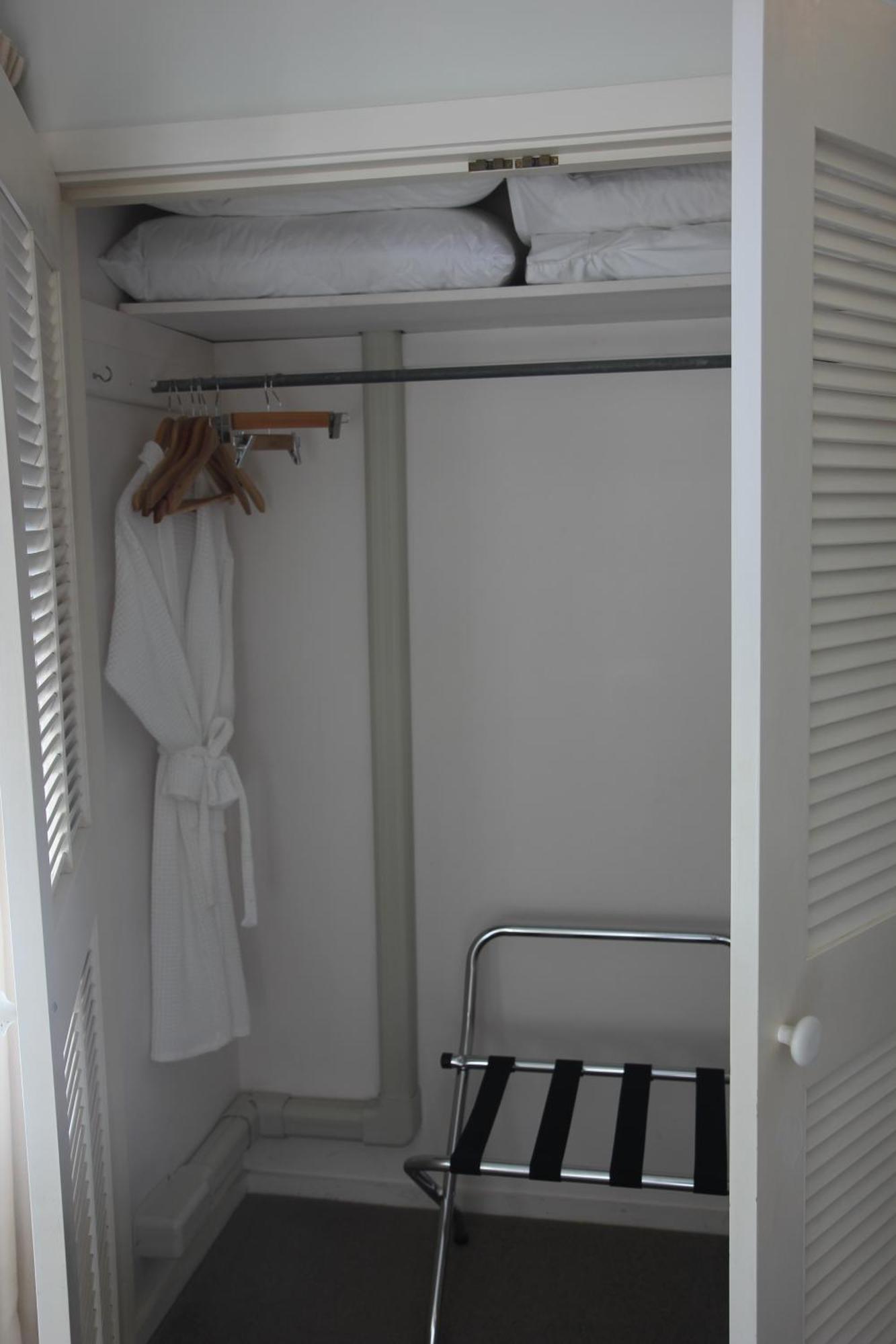 Magnolia House Bed & Breakfast Blenheim Bagian luar foto
